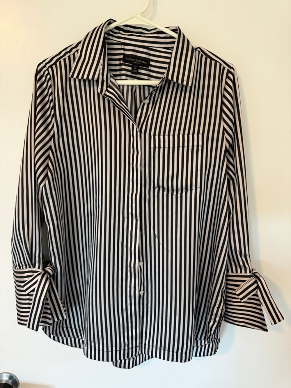 Banana Republic Black and White Vertical Stripe Tie-Cuff Shirt - Picture 3 of 5